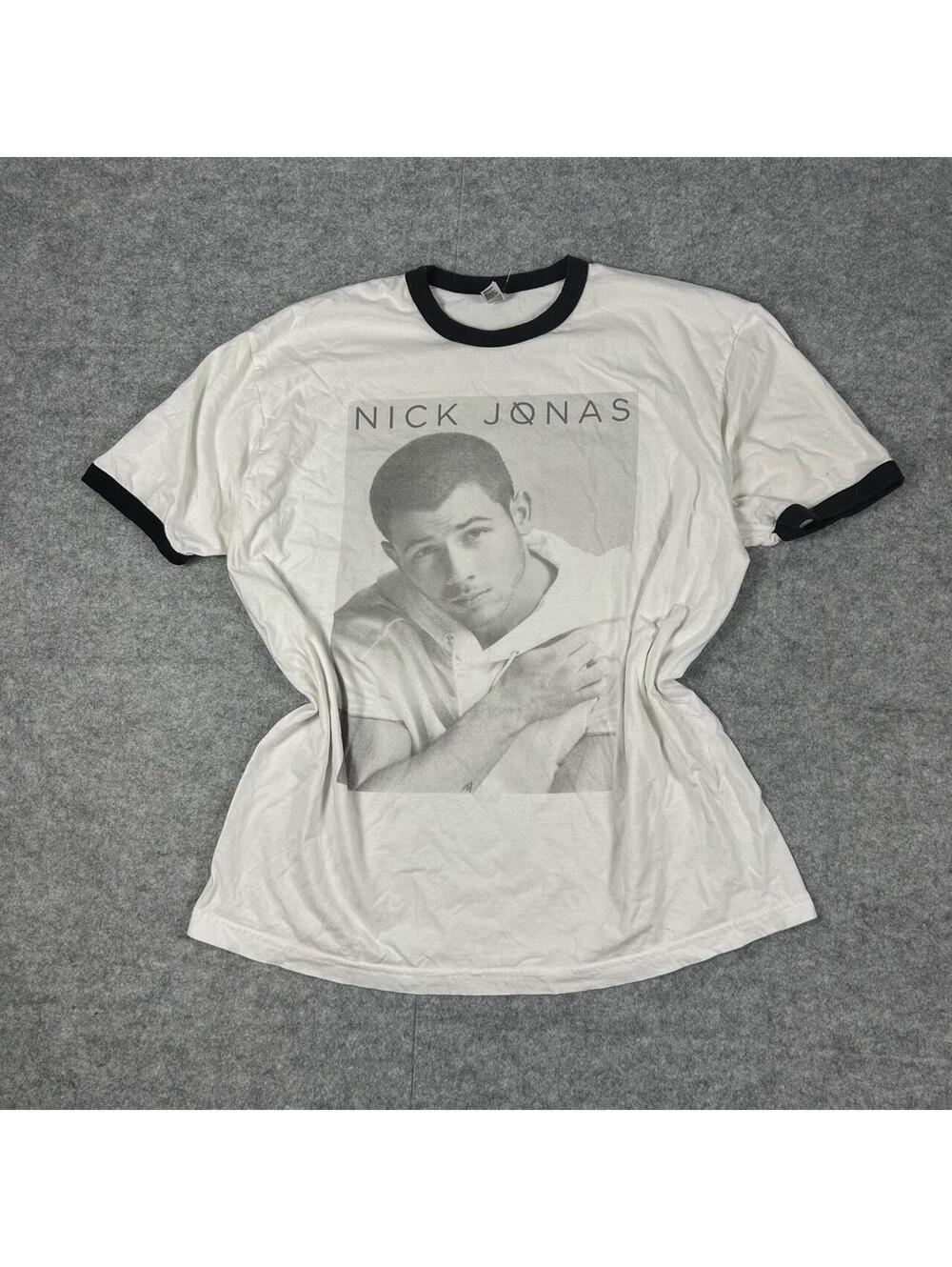 Vintage 2011 Nick Jonas Tour Music T-Shirt Size Large